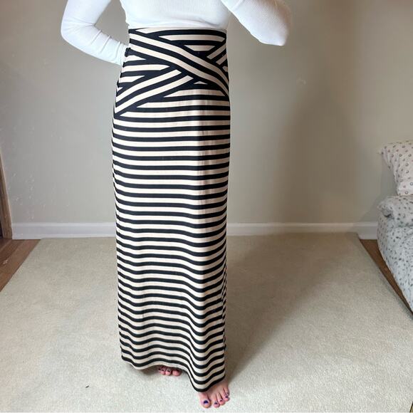 ECI Black and White Striped Maxi Skirt - Picture 1 of 9